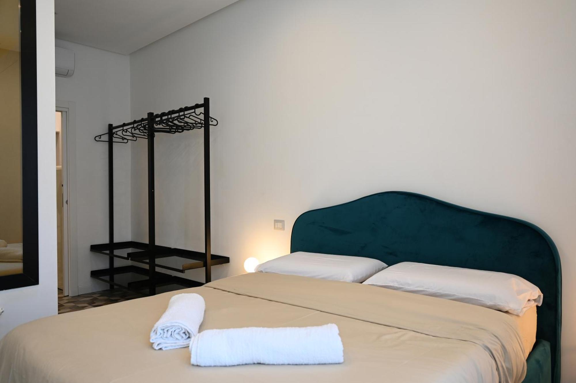 Qhouse Apartment Napoli Ngoại thất bức ảnh